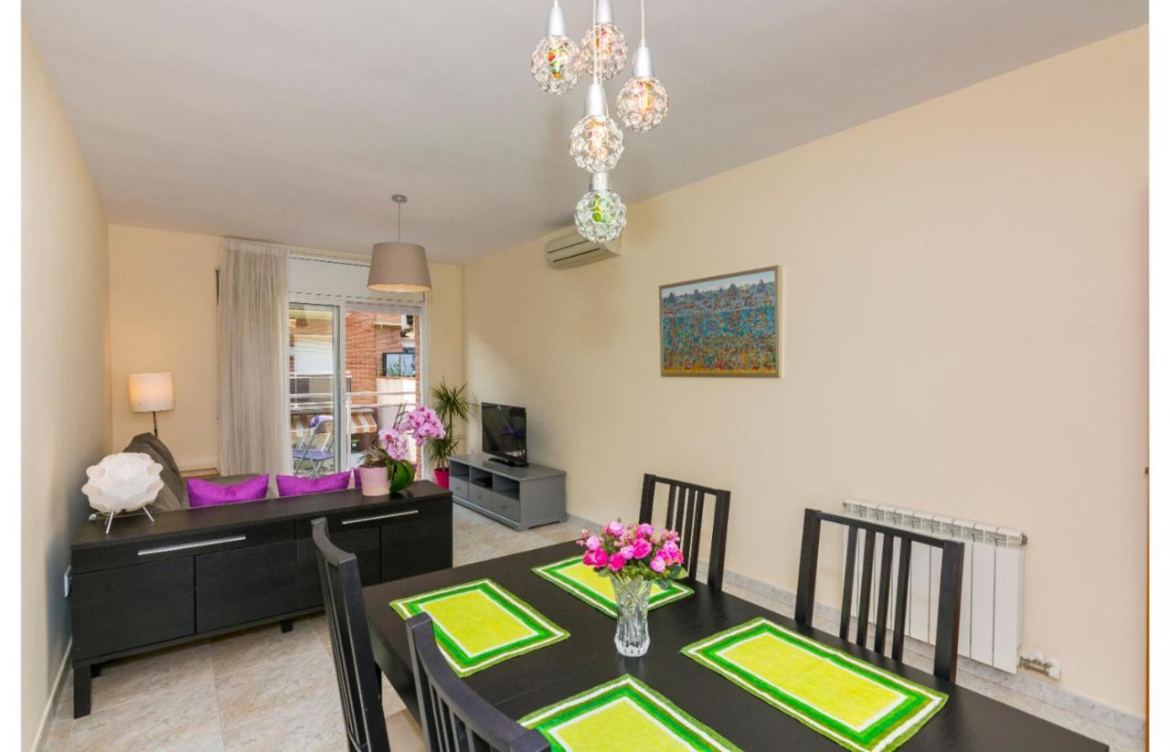 Homeholidaysrentals Salvador Пінеза-да-Мар Екстер'єр фото