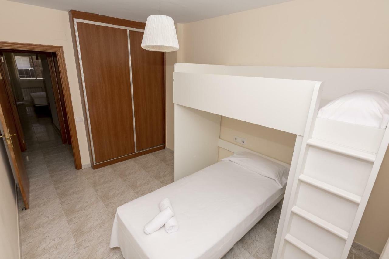 Homeholidaysrentals Salvador Пінеза-да-Мар Екстер'єр фото