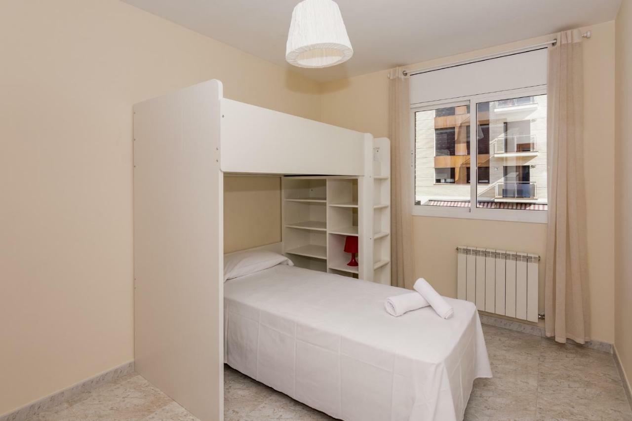 Homeholidaysrentals Salvador Пінеза-да-Мар Екстер'єр фото
