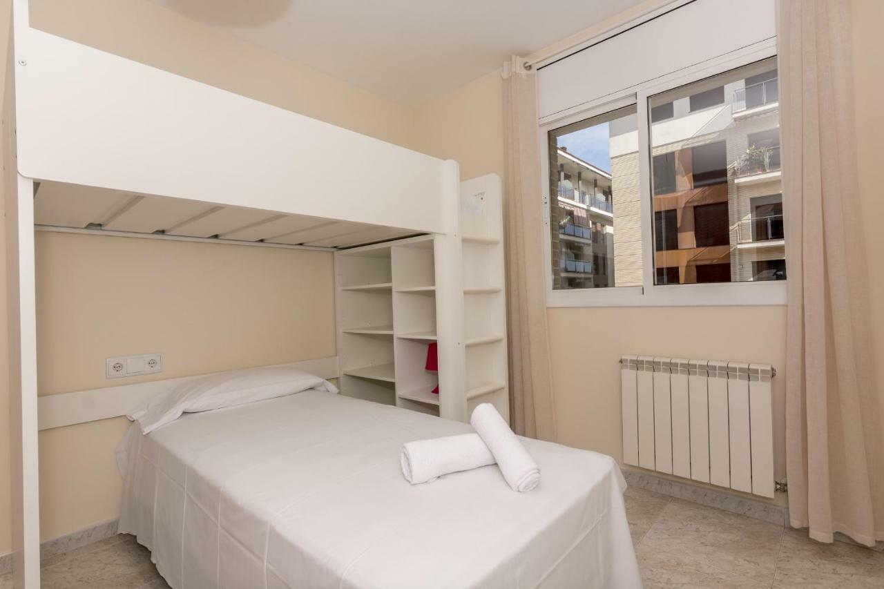 Homeholidaysrentals Salvador Пінеза-да-Мар Екстер'єр фото