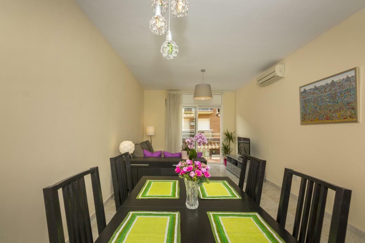 Homeholidaysrentals Salvador Пінеза-да-Мар Екстер'єр фото